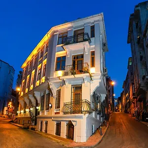 St Moscow Taksim By Emmy Istambul